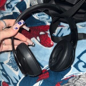 Wireless Black Headphones